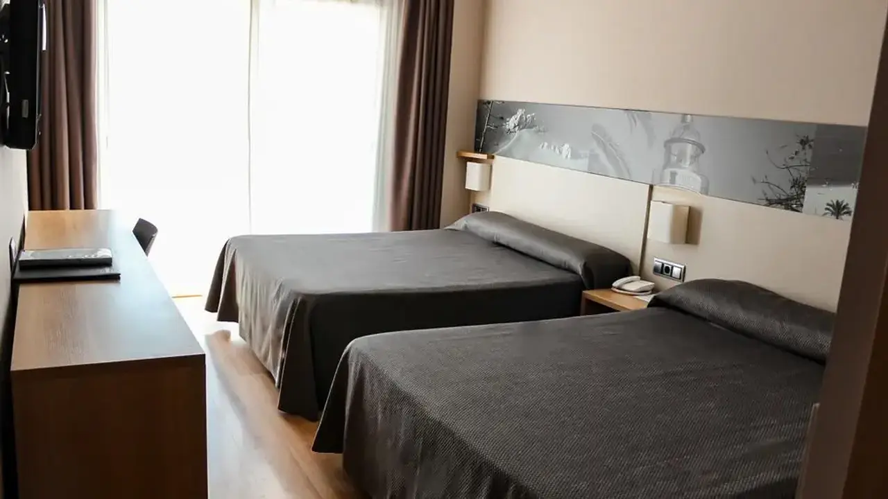 HOTEL BERNAT II