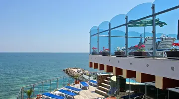 HOTEL BIJOU