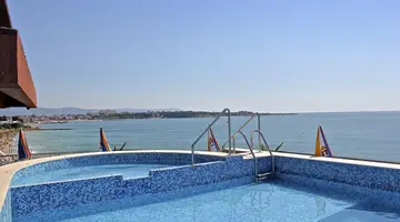 HOTEL BIJOU