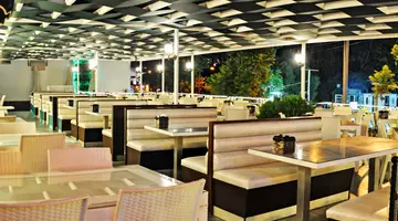 HOTEL BLEU NUIT