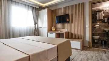 HOTEL BLEU NUIT