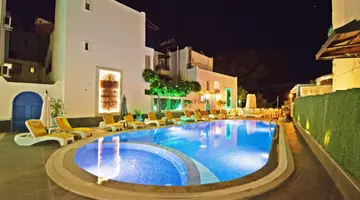 HOTEL BLEU NUIT