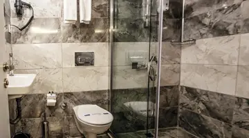 HOTEL BLEU NUIT