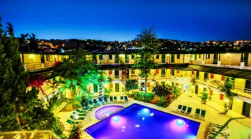 HOTEL BLEU NUIT
