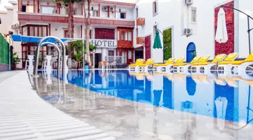 HOTEL BLEU NUIT