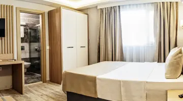 HOTEL BLEU NUIT