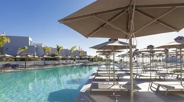 Hotel Blue Sea Island