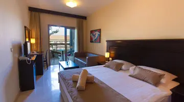 Hotel Blue Waves Resort
