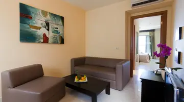 Hotel Blue Waves Resort