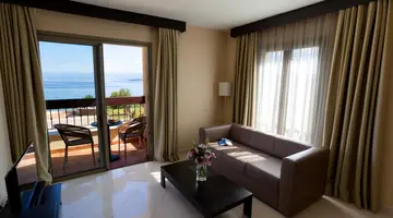 Hotel Blue Waves Resort