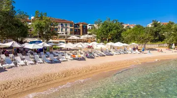 Hotel Blue Waves Resort