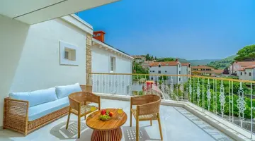 Hotel Brattia - Adults Only