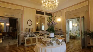 Hotel Bristol Palace
