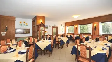 Hotel Bucaneve
