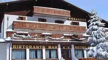 Hotel Bucaneve