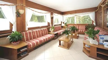 Hotel Bucaneve