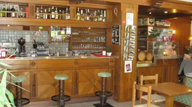 Hotel Bucaneve