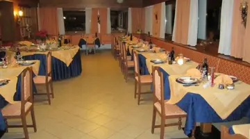 Hotel Bucaneve
