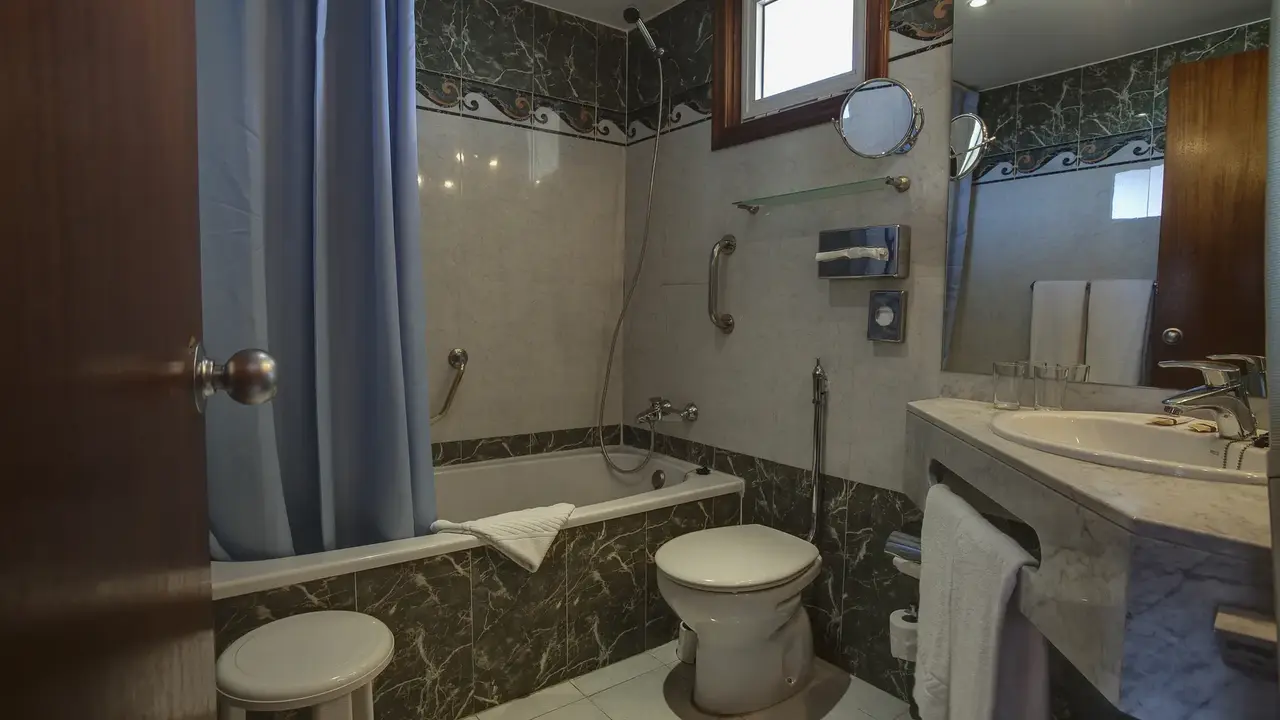 Hotel Bull Escorial & Spa