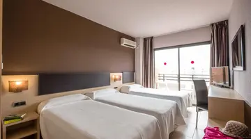 HOTEL CALIFORNIA GARDEN