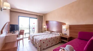 HOTEL CALIFORNIA PALACE