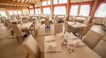 Hotel Caminetto Mountain Resort***