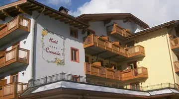 Hotel Canada