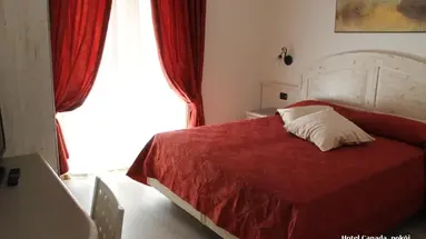 Hotel Canada
