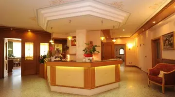 Hotel Canada