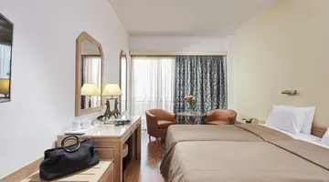 HOTEL CANDIA