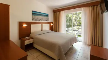 Hotel Canvas by Mitsis Messonghi