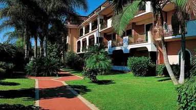 Hotel Caparena