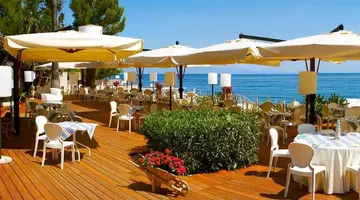Hotel Caparena