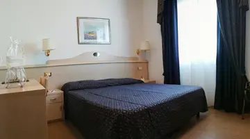 Hotel Caravelle