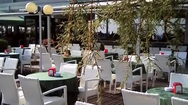 Hotel Caravelle