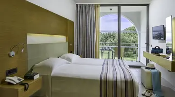 Hotel Caravia Beach
