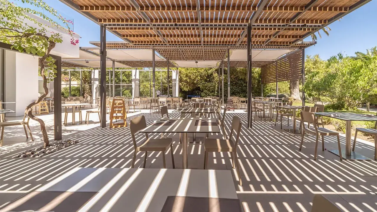 Hotel Caravia Beach