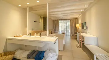 Hotel Caravia Beach