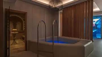 Hotel Carbona Thermal Spa