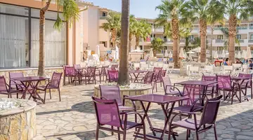 Hotel Caretta Beach Resort & Waterpark