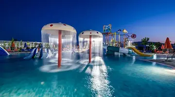 Hotel Caretta Beach Resort & Waterpark