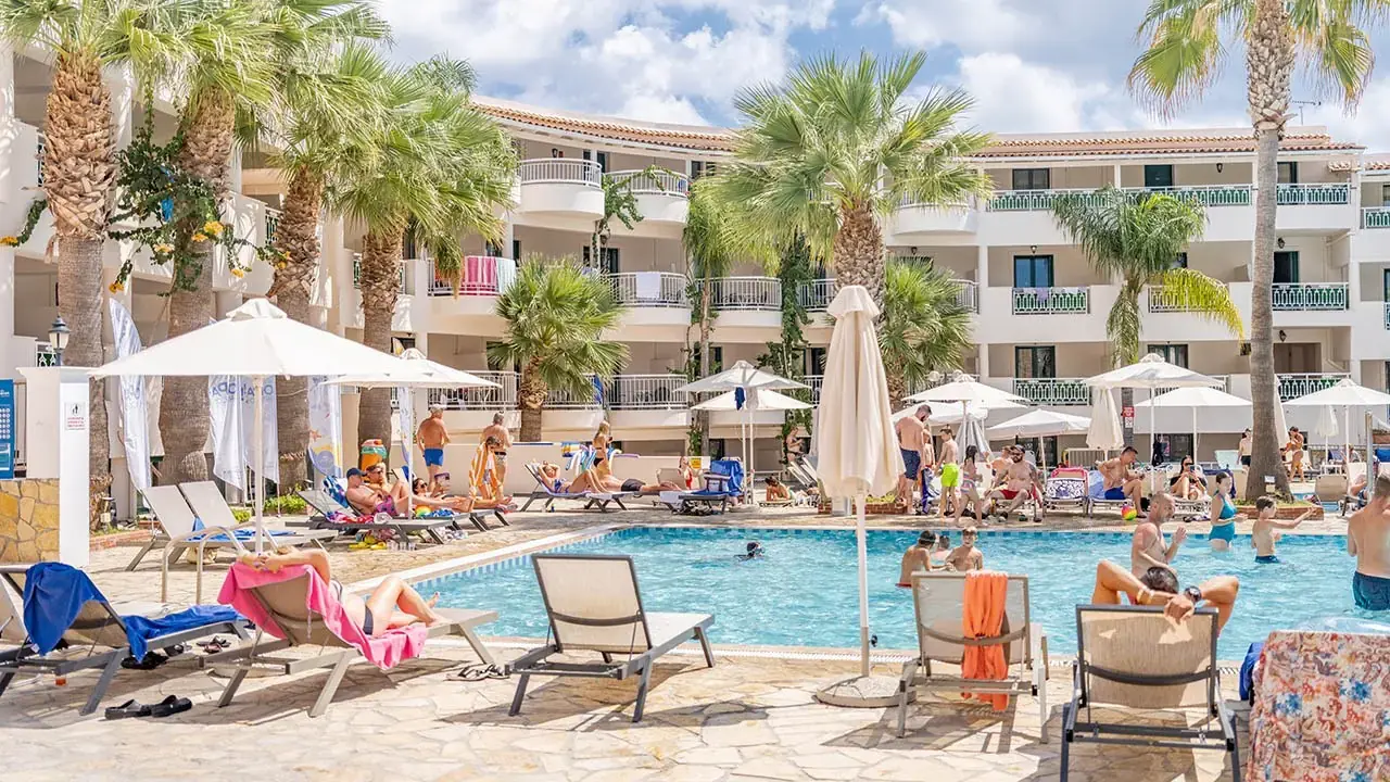 Hotel Caretta Beach Resort & Waterpark