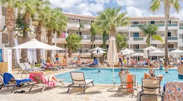 Hotel Caretta Beach Resort & Waterpark
