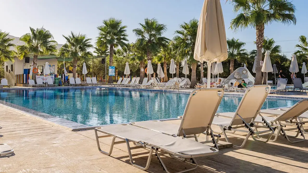 Hotel Caretta Island
