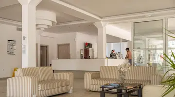 Hotel Caretta Island