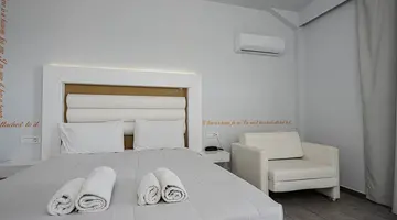 Hotel Caretta Island