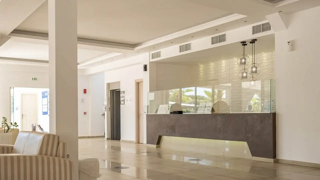 Hotel Caretta Island
