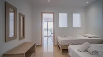 Hotel Caretta Island