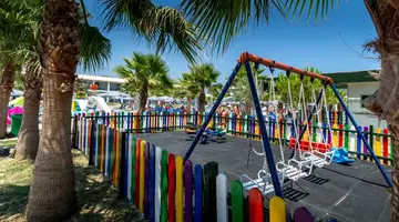 Hotel Caretta Island