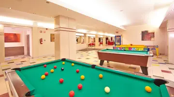 HOTEL CARIBBEAN BAY